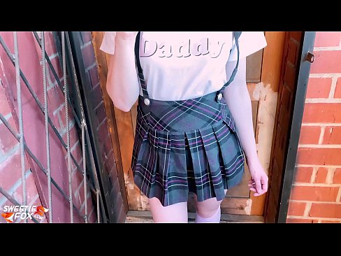 ❤️ Skolniece dziļi sūc savu locekli un nodarbību vietā dīdās. Porno pie lv.tradeis.top ❌️❤